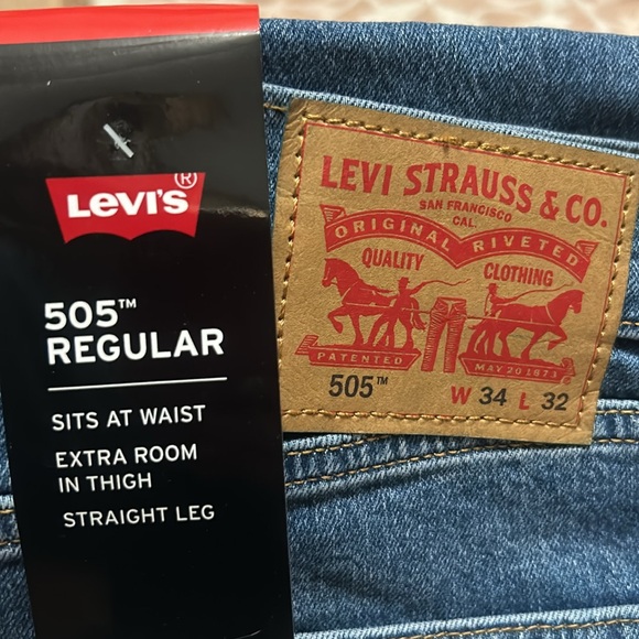 Levi’s Men’s Regular Fit 505 Jeans blue Size 34x32 NWT - Picture 4 of 4